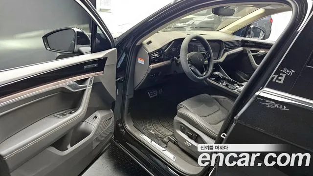 Volkswagen Touareg 3rd generation id 2736225 из Кореи 20