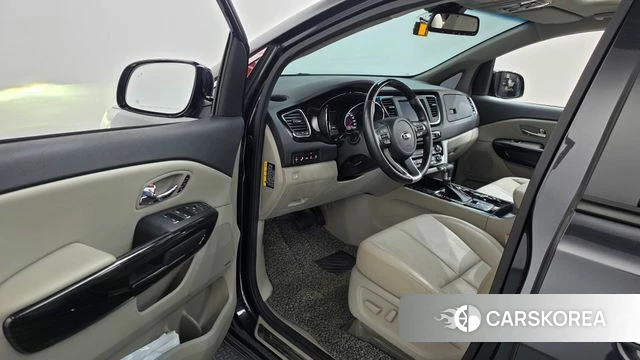 Kia The New Carnival id 4937621 из Кореи 20