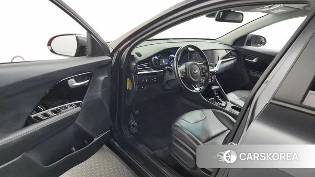 Kia The New Niro id 4196070 из Кореи 31