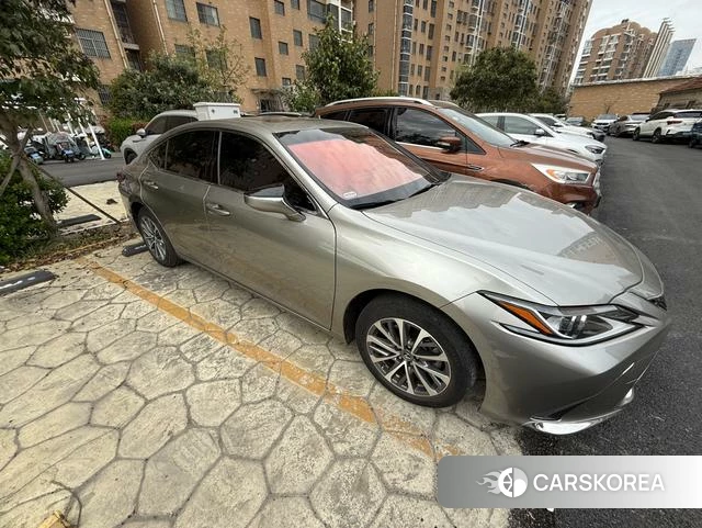 Lexus ES id 4273120 из Китая 11
