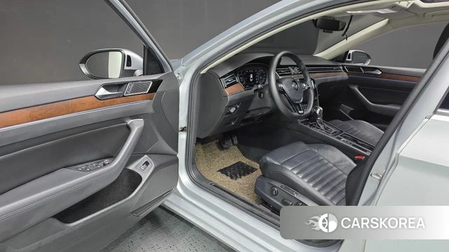 Volkswagen Passat GT (B8) id 4728195 из Кореи 20