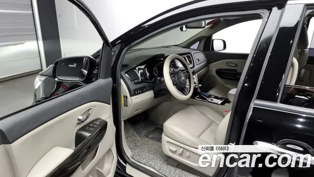 Kia The New Carnival id 2373053 из Кореи 20