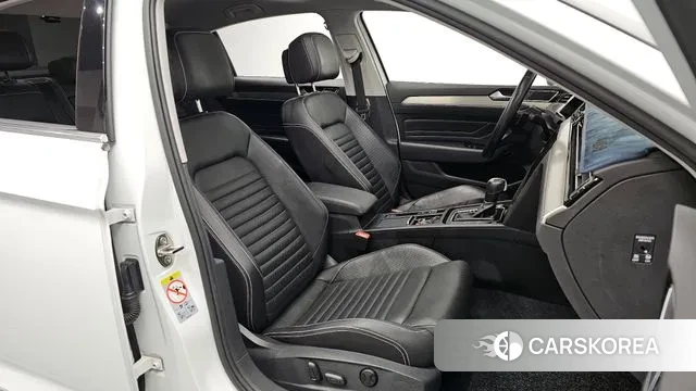 Volkswagen Passat GT (B8) id 3323931 из Кореи 20