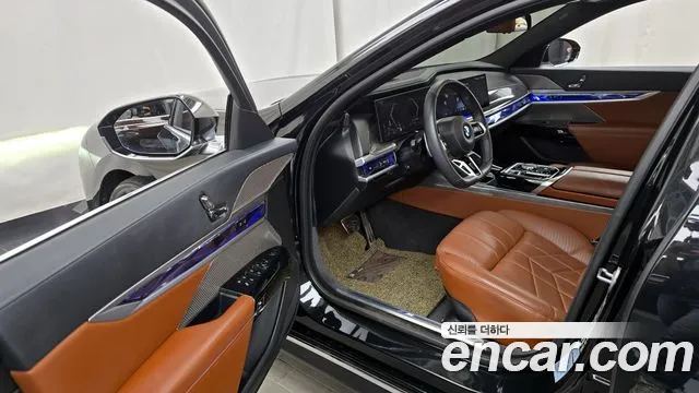 BMW 7 Series (G70) id 2794968 из Кореи 20