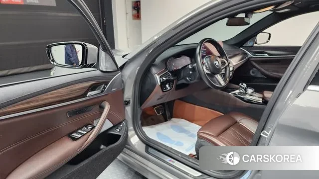 BMW 5 Series (G30) id 3459196 из Кореи 20