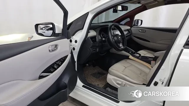 Nissan Leaf (ZE1) id 3651540 из Кореи 20