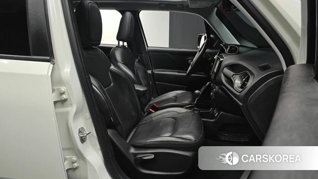 Jeep Renegade id 3903414 из Кореи 20