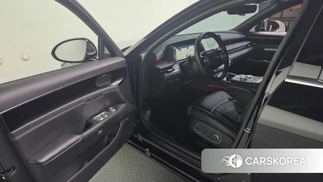 Genesis G90 (RS4) id 3279987 из Кореи 20