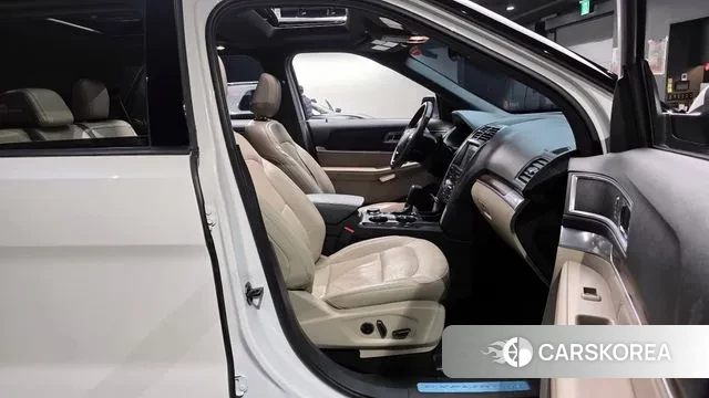 Ford Explorer id 3593478 из Кореи 20