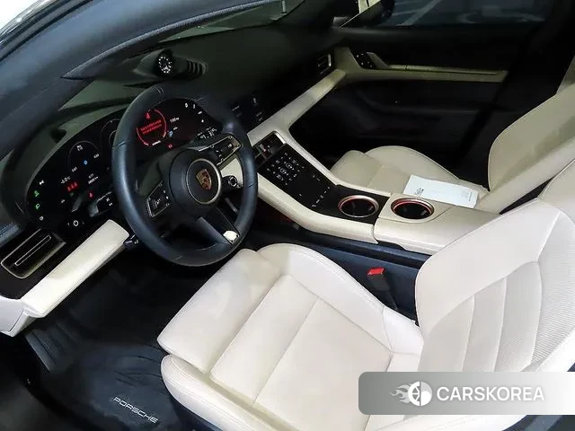 Porsche Taycan id 3644043 из Кореи 20