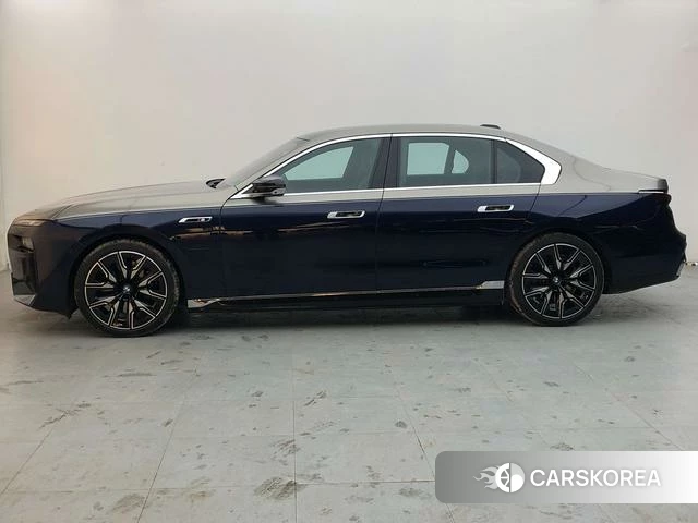 BMW i7 id 4208350 из Китая 18