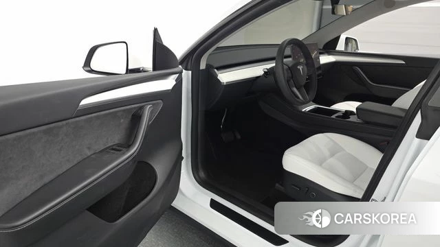 Tesla Model Y id 4778490 из Кореи 20