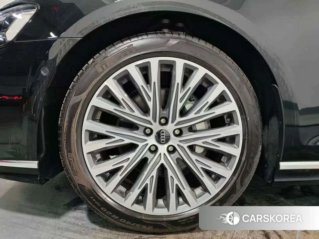 Audi A8 id 4271360 из Китая 17