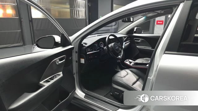 Kia Niro Plus id 4899032 из Кореи 29