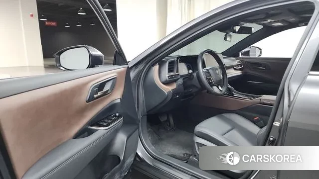 Toyota Crown Crossover id 2883865 из Кореи 20