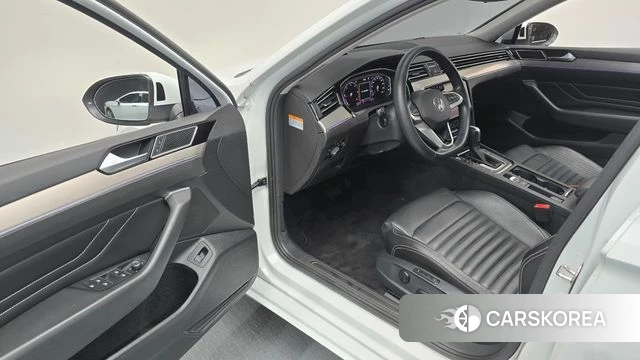 Volkswagen Passat GT (B8) id 3934783 из Кореи 20