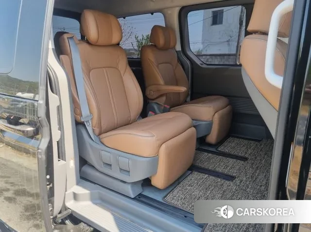 Hyundai Staria id 2964857 из Кореи 18