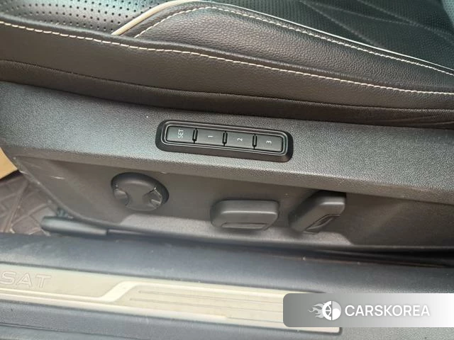 Volkswagen Passat id 4241167 из Китая 19