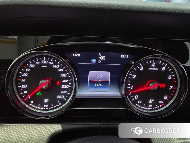 Mercedes-Benz E-Class W213 id 3641706 из Кореи 20