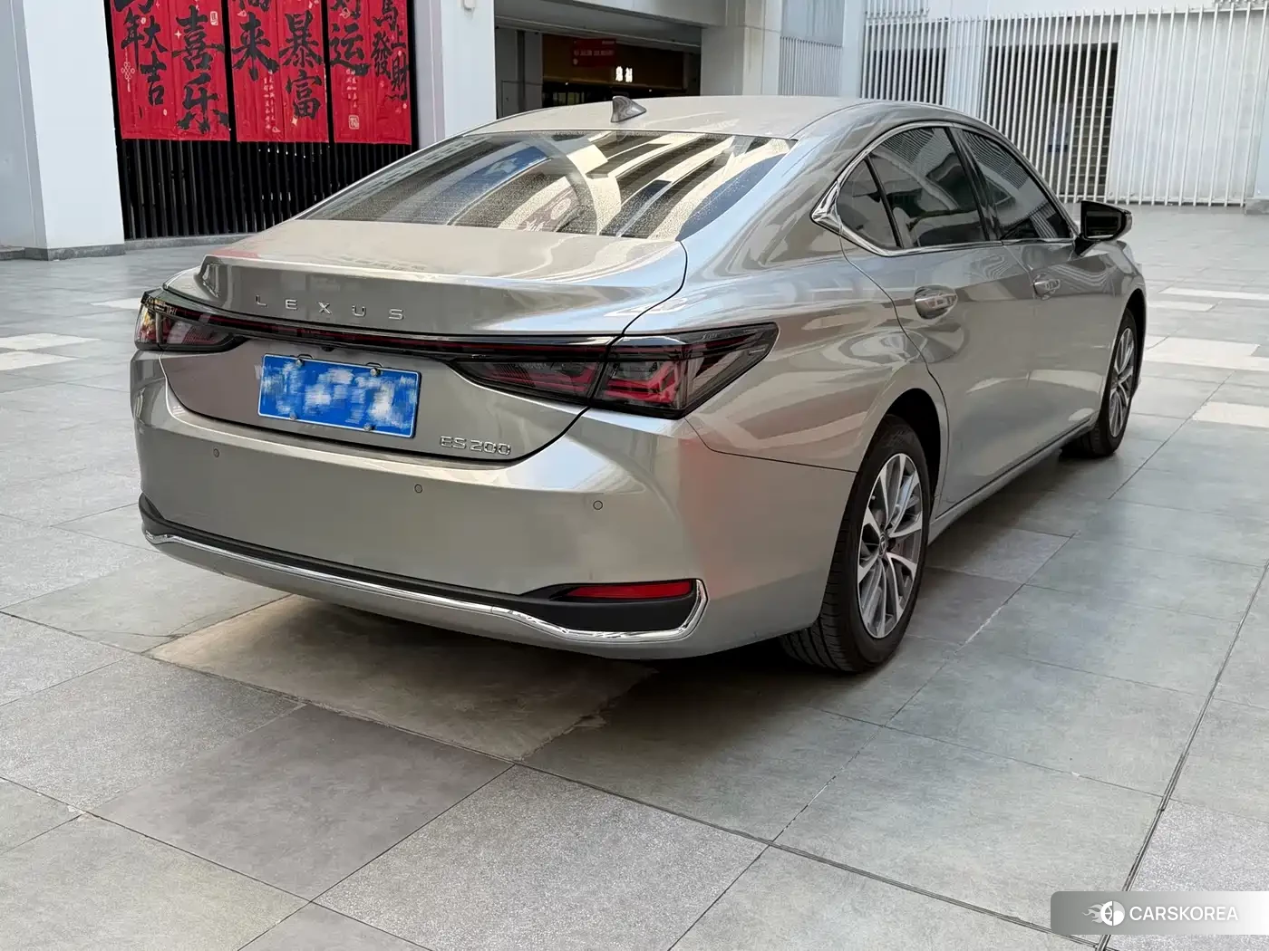 Lexus ES id 4629509 из Китая 10