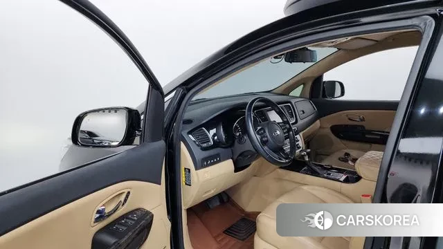 Kia The New Carnival id 3530558 из Кореи 20