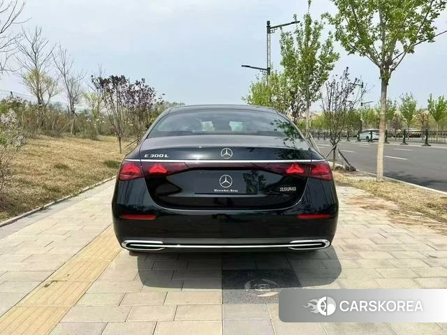 Mercedes-Benz E-class id 4210033 из Китая 10