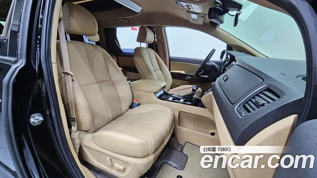 Kia The New Carnival id 2295817 из Кореи 20