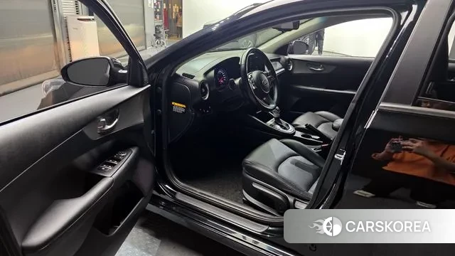 Kia Come New K3 id 3546564 из Кореи 20