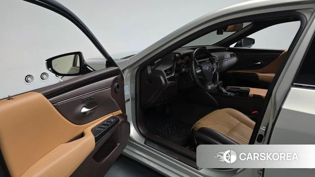 Lexus ES300h 7th generation id 4785466 из Кореи 37