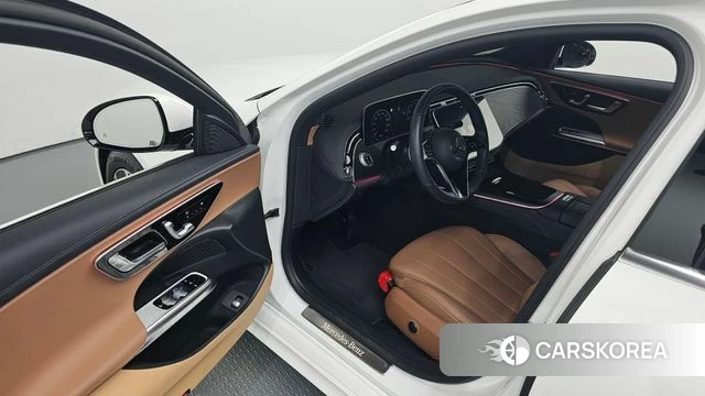 Mercedes-Benz E-Class W214 id 4533223 из Кореи 30
