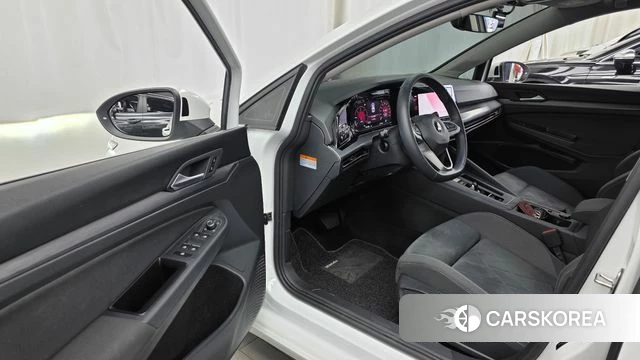 Volkswagen Golf 8th Generation id 4701942 из Кореи 32