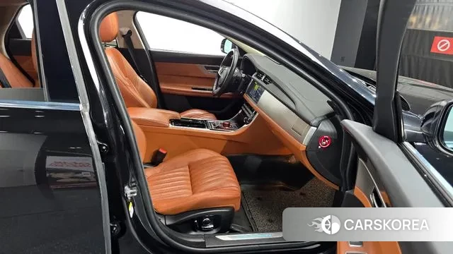 Jaguar XF (X260) id 3402780 из Кореи 20