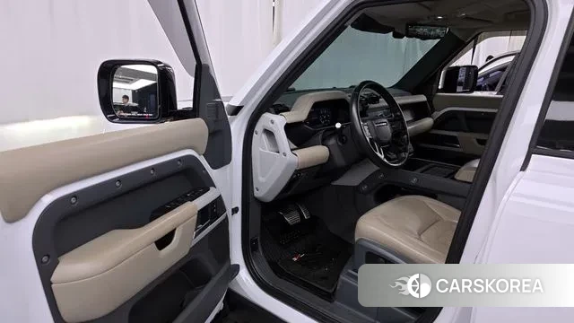 Land Rover Defender (L663) id 3257629 из Кореи 20