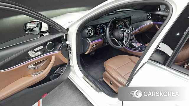 Mercedes-Benz E-Class W213 id 4792530 из Кореи 33