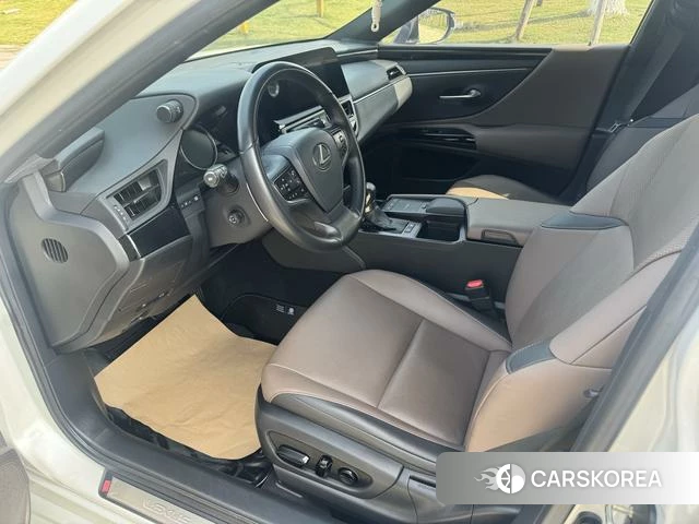 Lexus ES id 4260922 из Китая 12