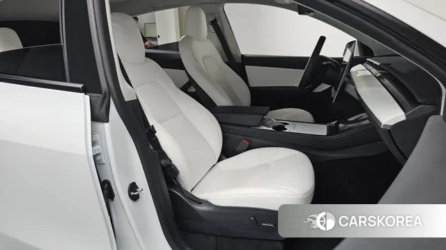 Tesla Model Y id 2905640 из Кореи 20