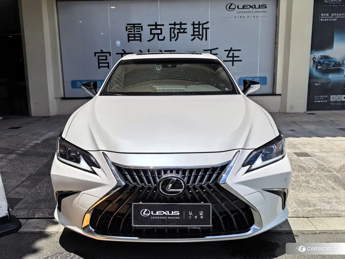Lexus ES id 4539169 из Китая 12