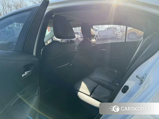 Toyota Corolla id 4257125 из Китая 18