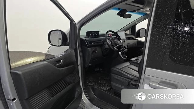 Hyundai Staria id 4349933 из Кореи 20