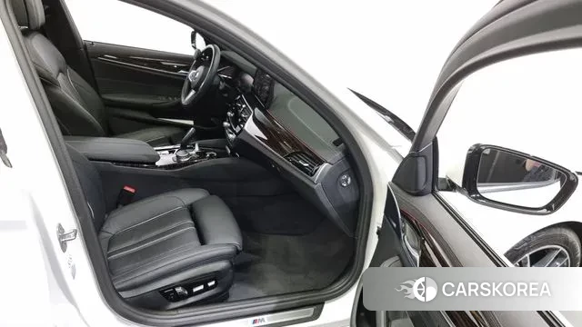 BMW 5 Series (G30) id 3003151 из Кореи 20