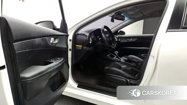 Kia Come New K3 id 3000270 из Кореи 20