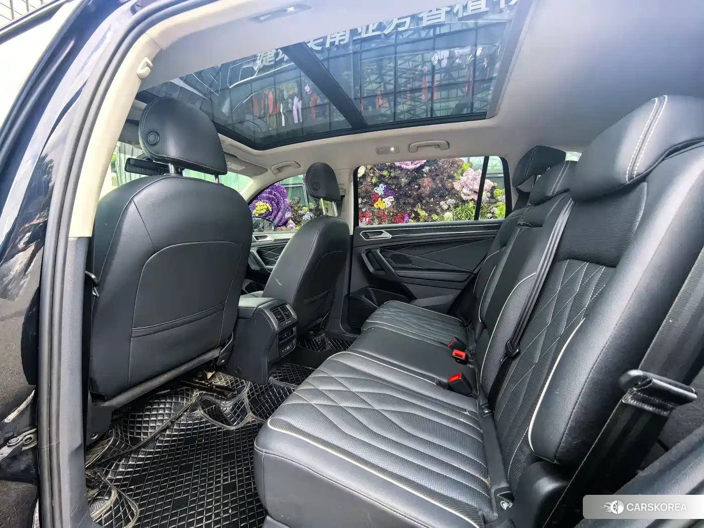 Volkswagen Tiguan L id 4576477 из Китая 17