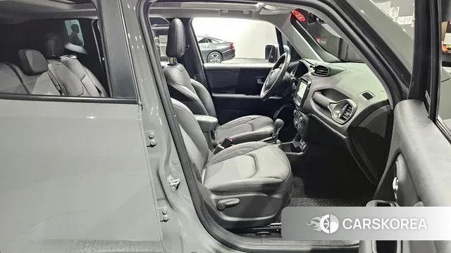 Jeep Renegade id 3279738 из Кореи 20