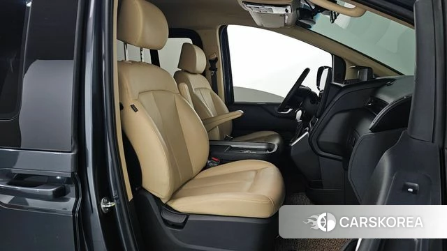 Hyundai Staria id 3811614 из Кореи 20