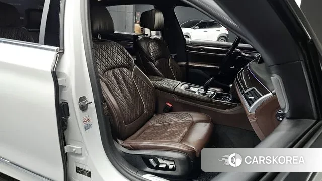 BMW 7 Series (G11) id 3573608 из Кореи 20