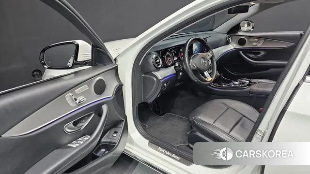 Mercedes-Benz E-Class W213 id 3330799 из Кореи 20