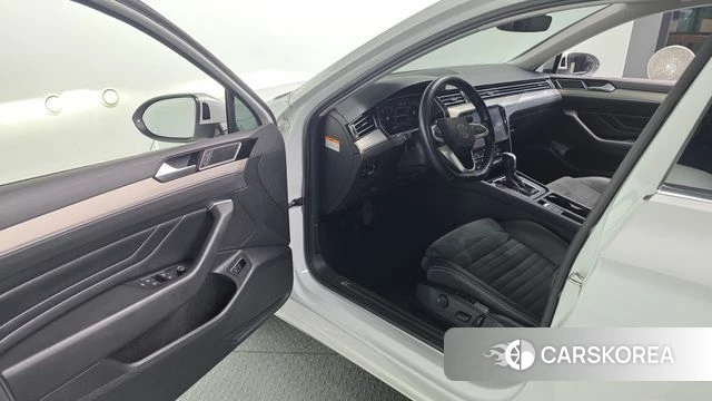 Volkswagen Passat GT (B8) id 4293323 из Кореи 20