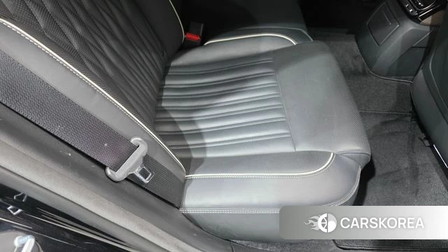 Genesis G90 id 4225177 из Кореи 20