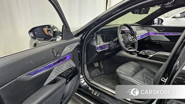 BMW i7 (G70) id 3022277 из Кореи 20