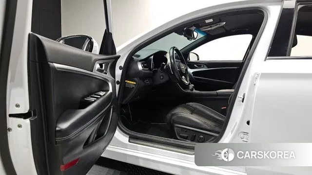 Genesis G70 id 3692520 из Кореи 20